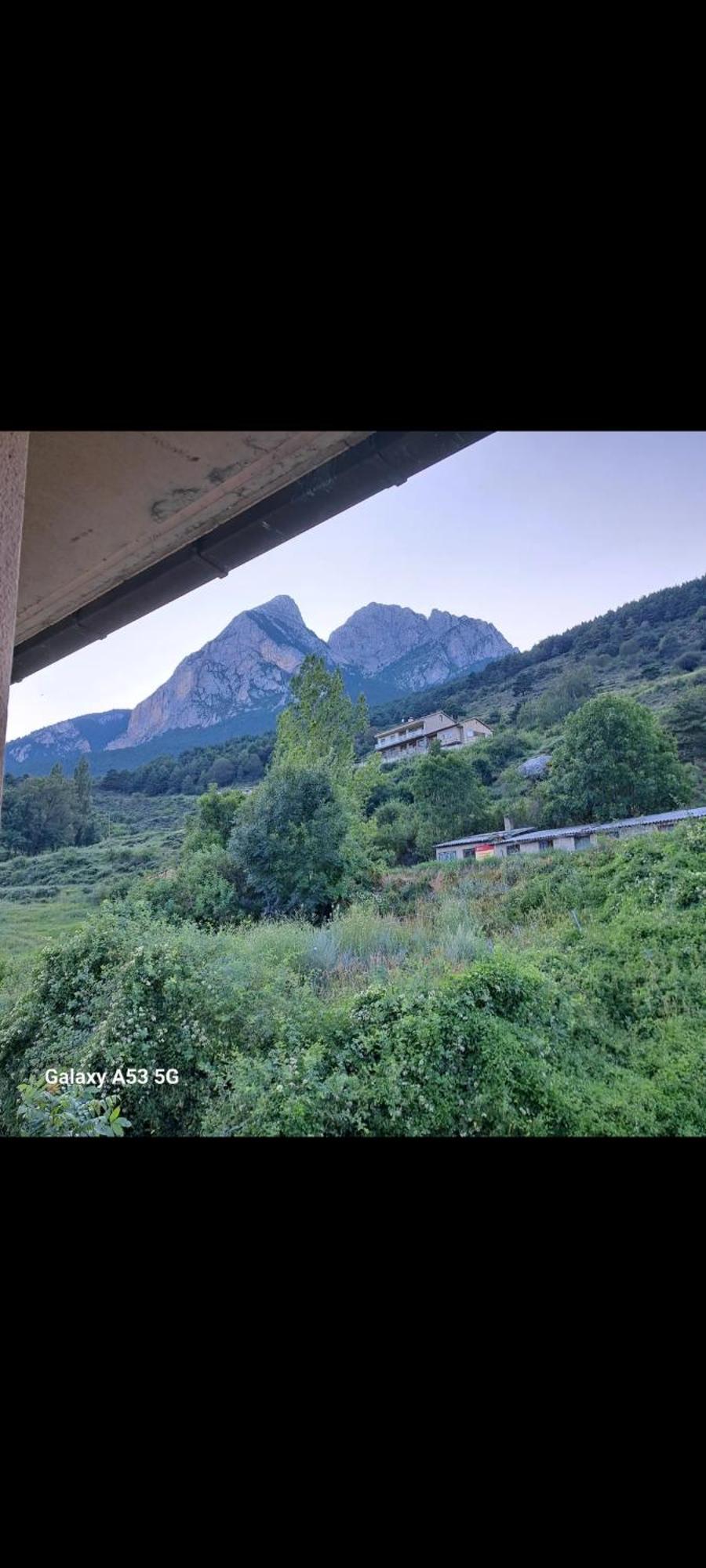 Апартаменты Ensija Pedraforca Сальдес Экстерьер фото